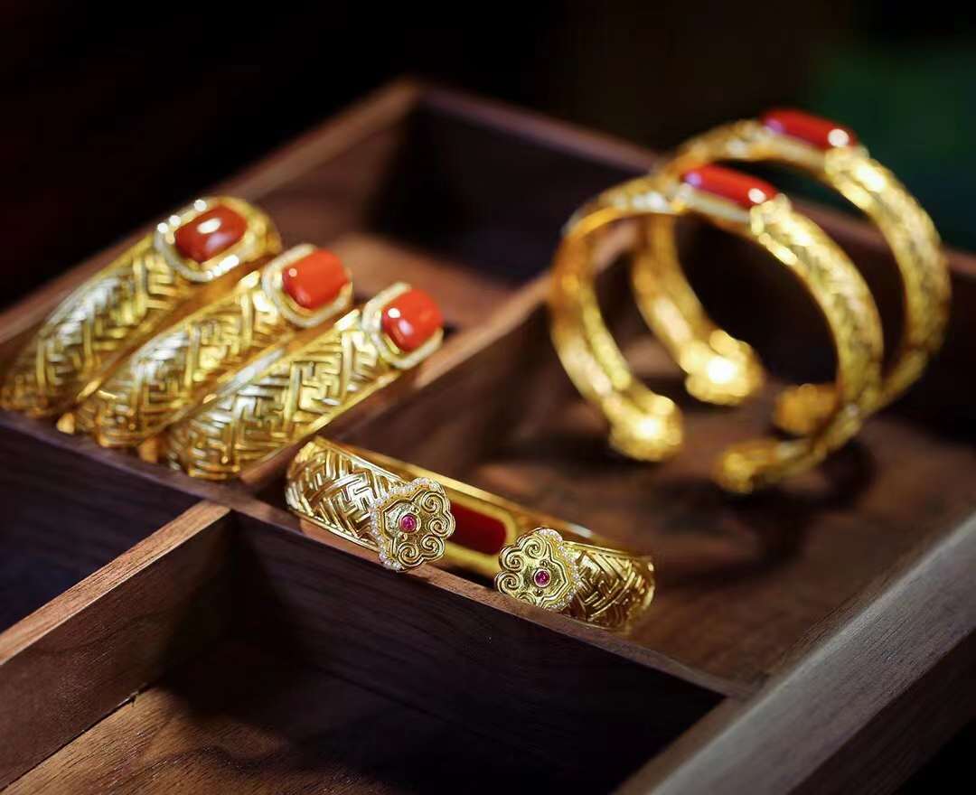 南红银鎏金手镯，传承两千多年的鎏金工艺